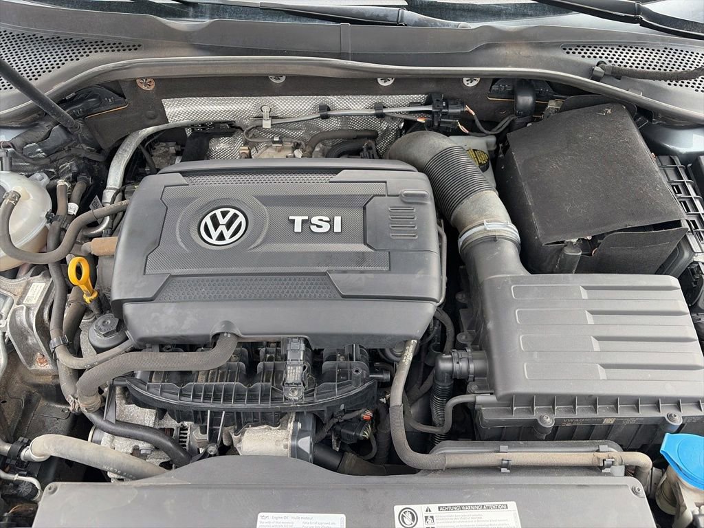 Used 2017 Volkswagen Golf Wolfsburg Edition FWD image 20