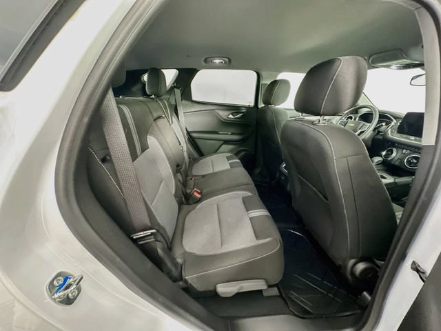 Used 2025 Chevrolet Blazer LT w/ Convenience Package FWD image 32
