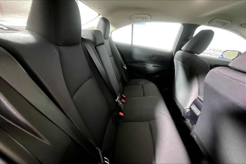 Used 2026 Toyota Corolla LE FWD image 22