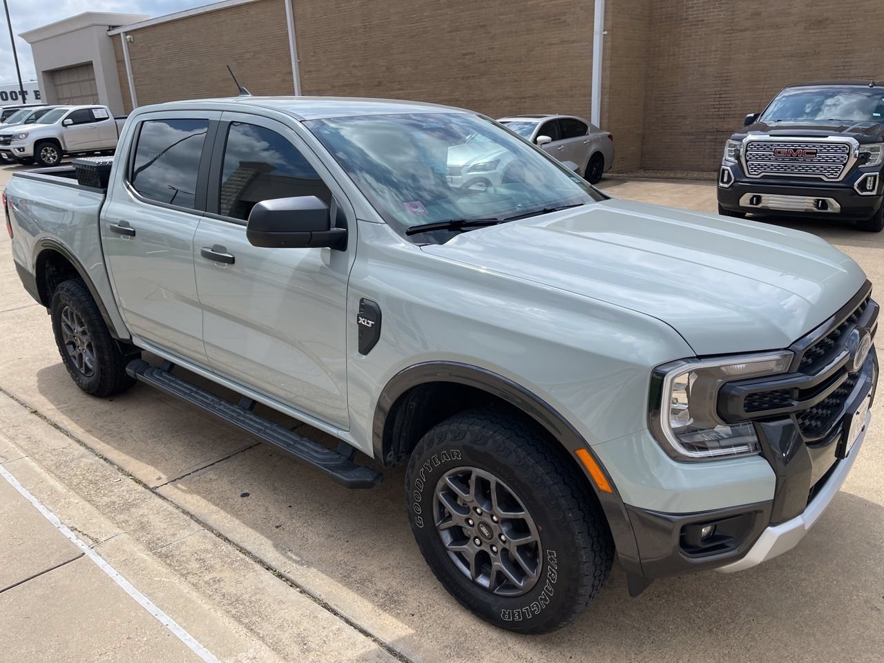 Certified 2024 Ford Ranger XLT w/ FX4 Off-Road Package AWD/4WD image 8