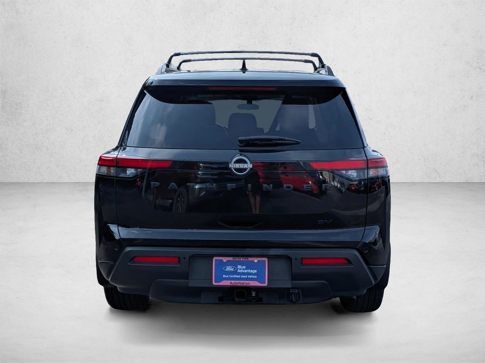 Used 2024 Nissan Pathfinder SV w/ SV Premium Package FWD image 7