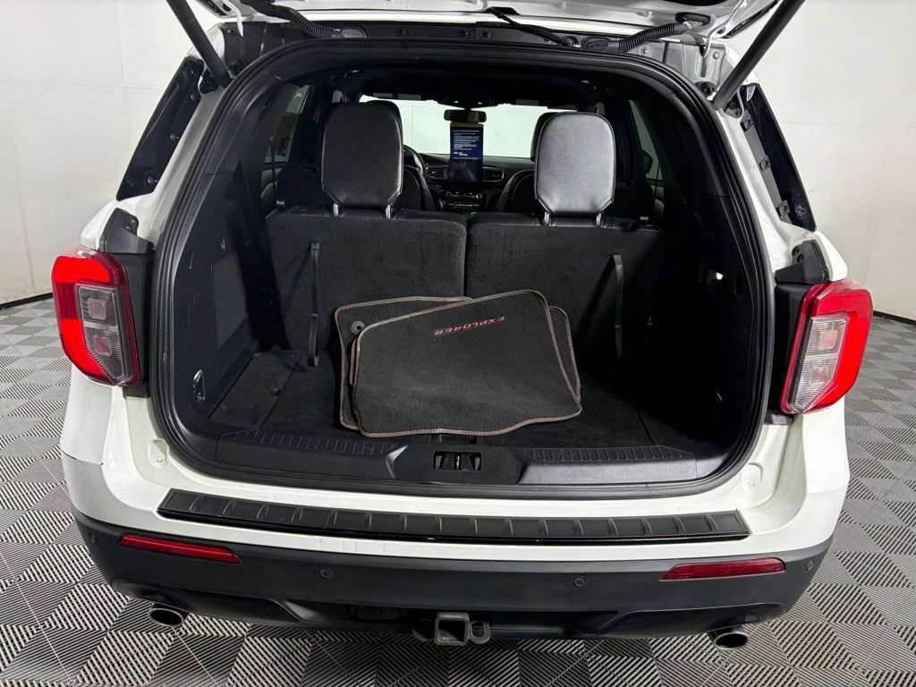 Certified 2023 Ford Explorer ST-Line w/ Class IV Trailer Tow Package AWD/4WD image 32