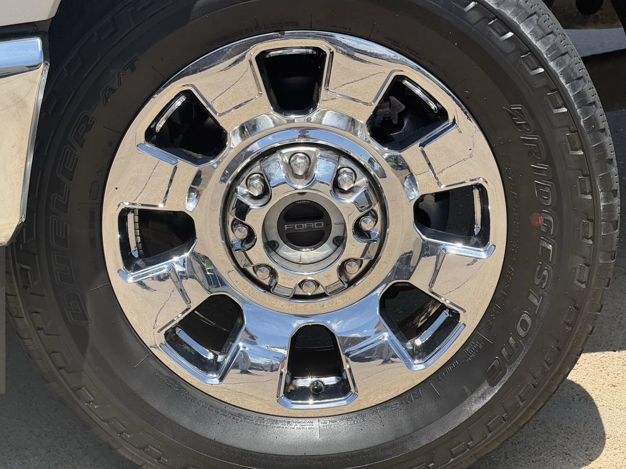 Certified 2023 Ford F350 Lariat w/ Lariat Ultimate Package AWD/4WD image 8