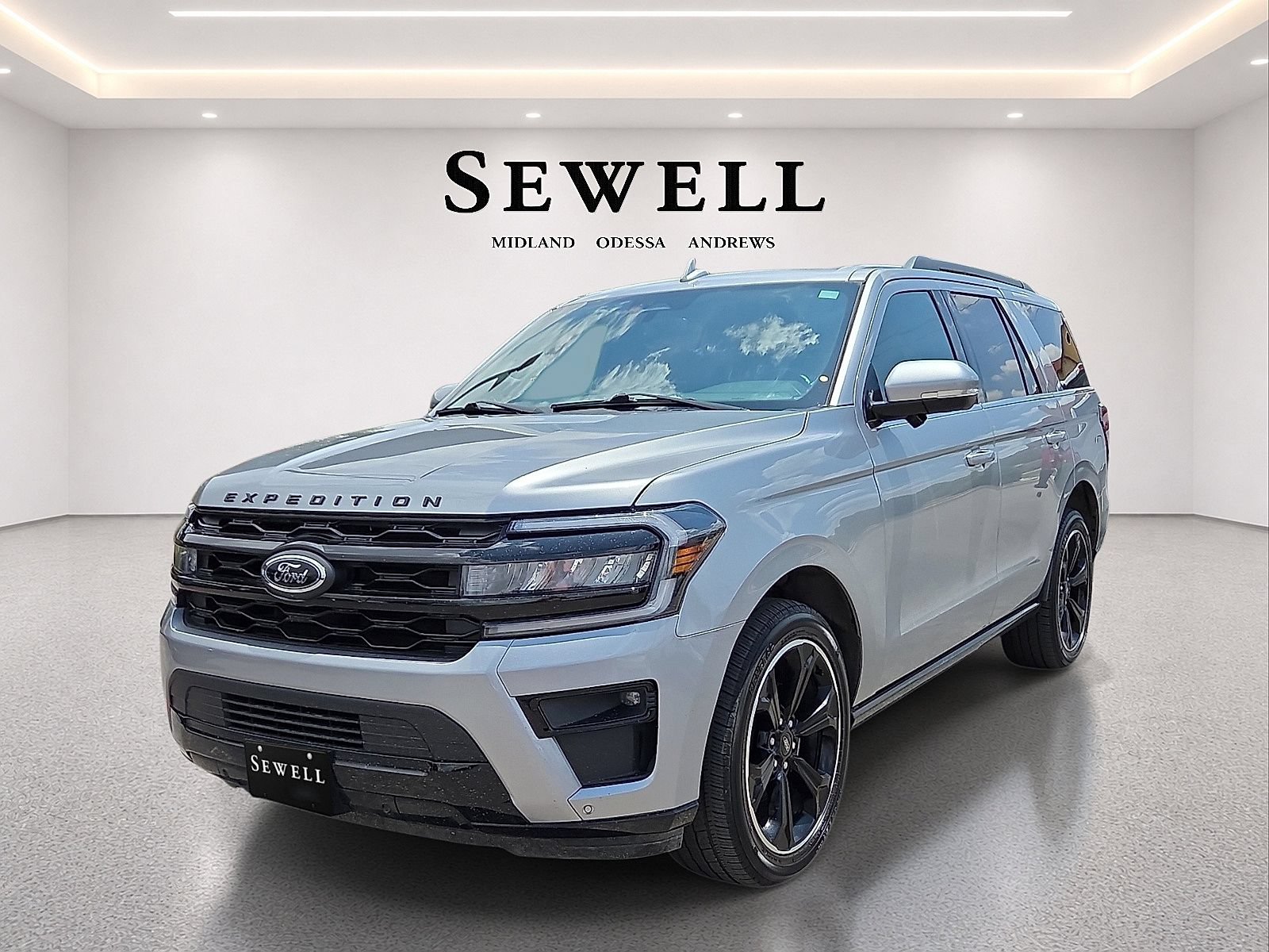 Certified 2024 Ford Expedition Limited RWD image 1