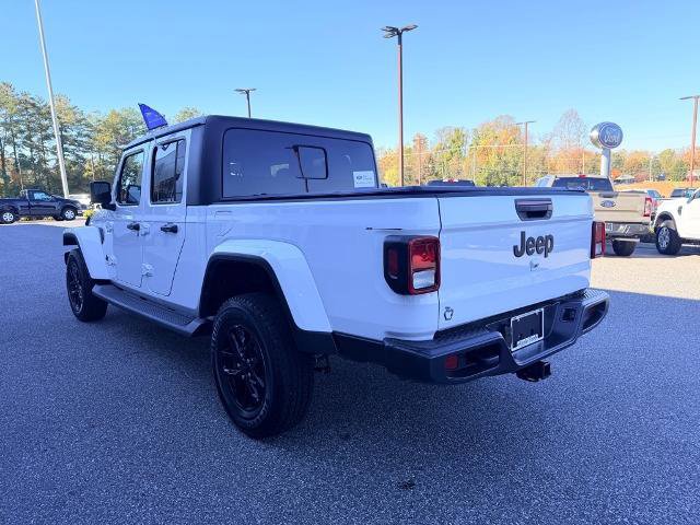 Used 2022 Jeep Gladiator Sport image 8