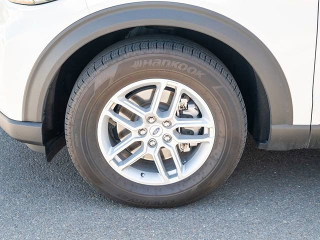 Certified 2025 Ford Explorer Active AWD/4WD image 18