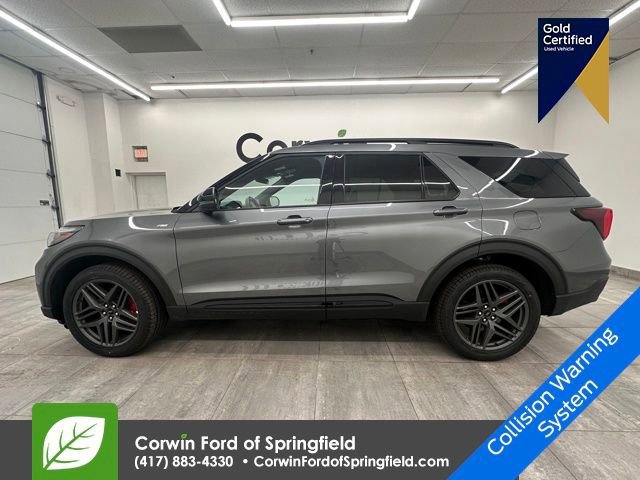Certified 2025 Ford Explorer ST-Line w/ ST-Line Street Pack image 5