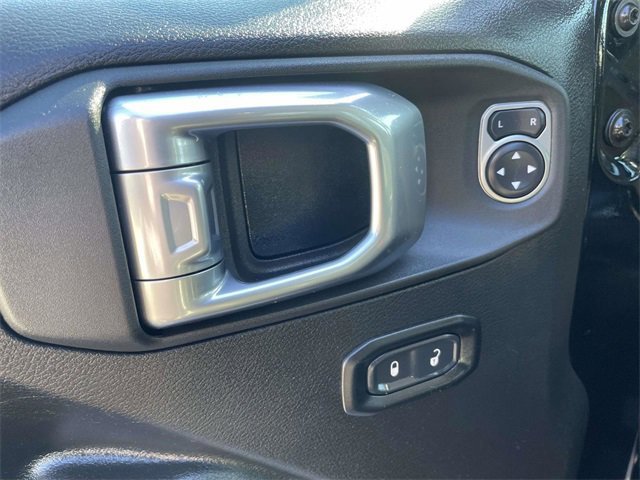 Used 2021 Jeep Wrangler Willys image 15