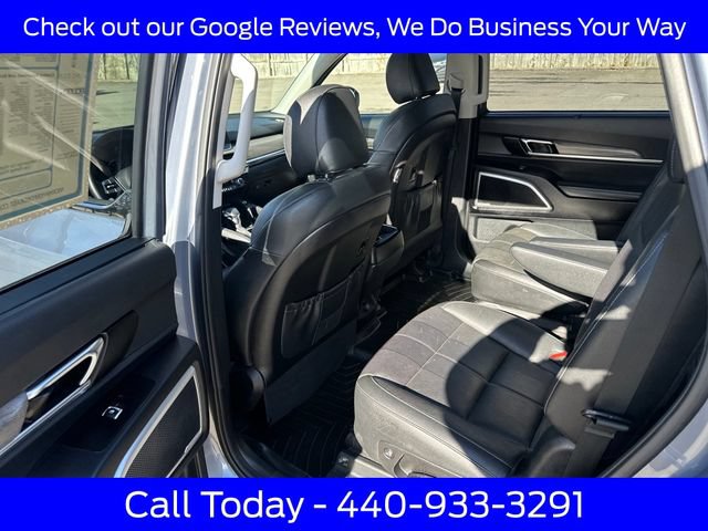 Used 2021 Kia Telluride EX w/ EX Premium Package AWD/4WD image 30