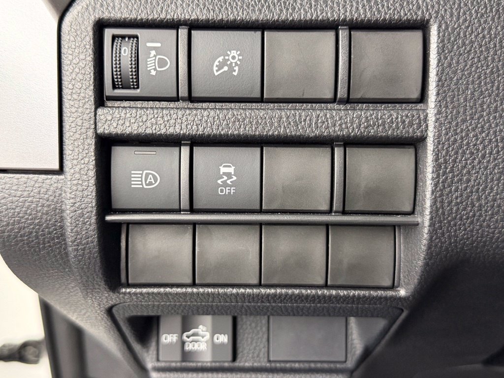 Used 2026 Toyota Tacoma SR5 AWD/4WD image 25