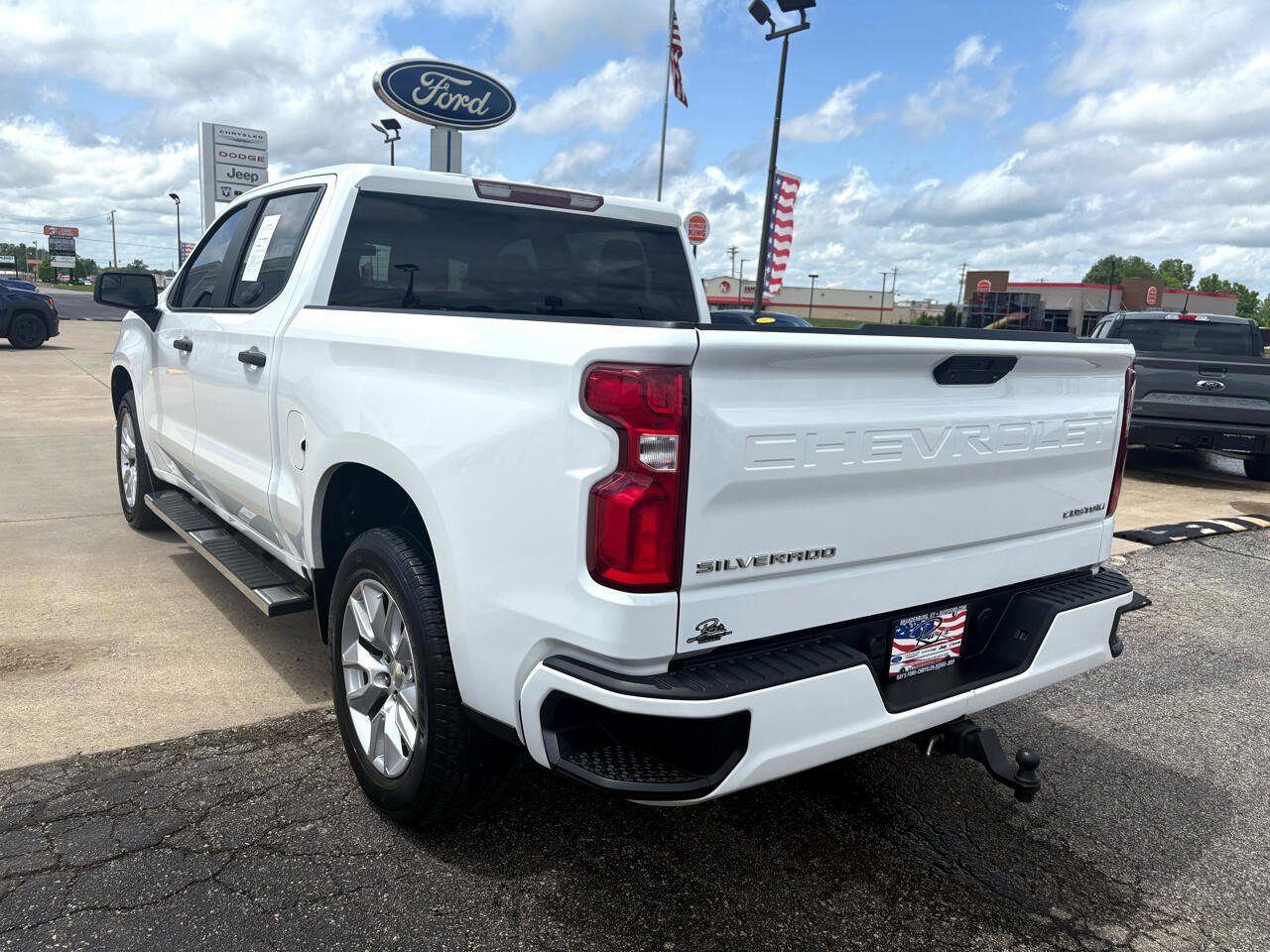 Used 2020 Chevrolet Silverado 1500 Custom w/ Custom Value Package image 8