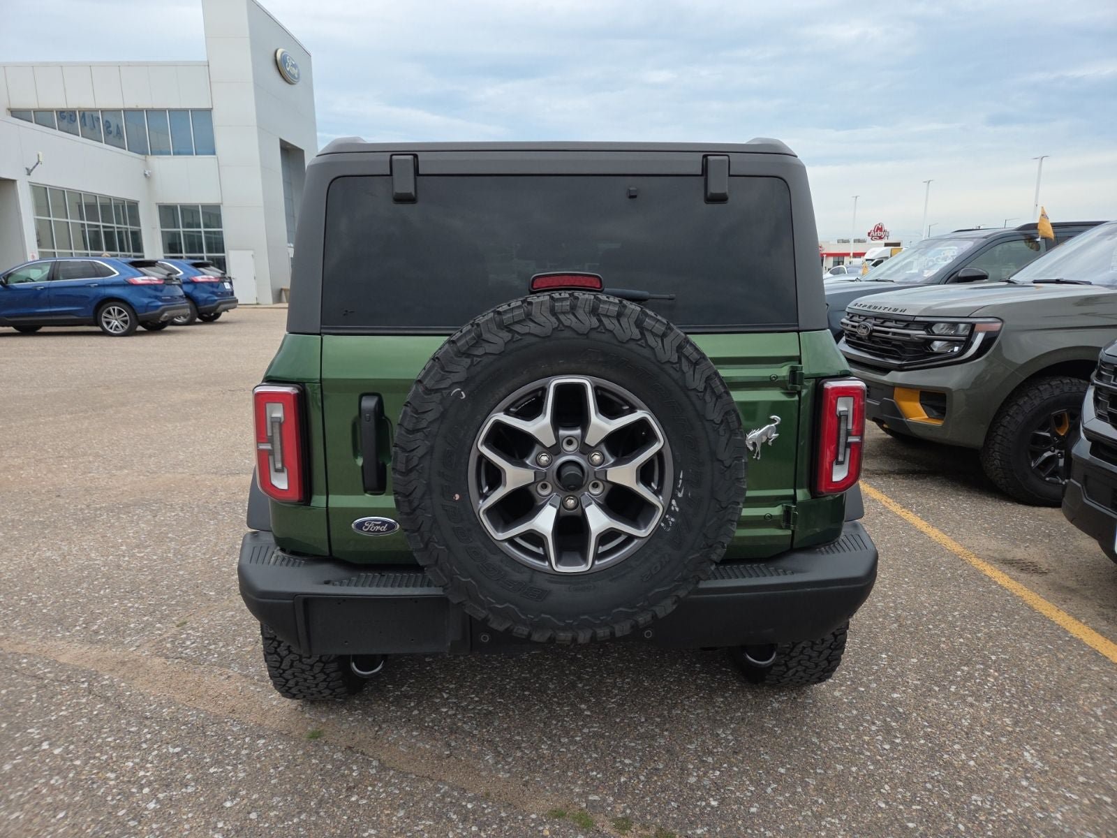 Certified 2024 Ford Bronco Badlands AWD/4WD image 4