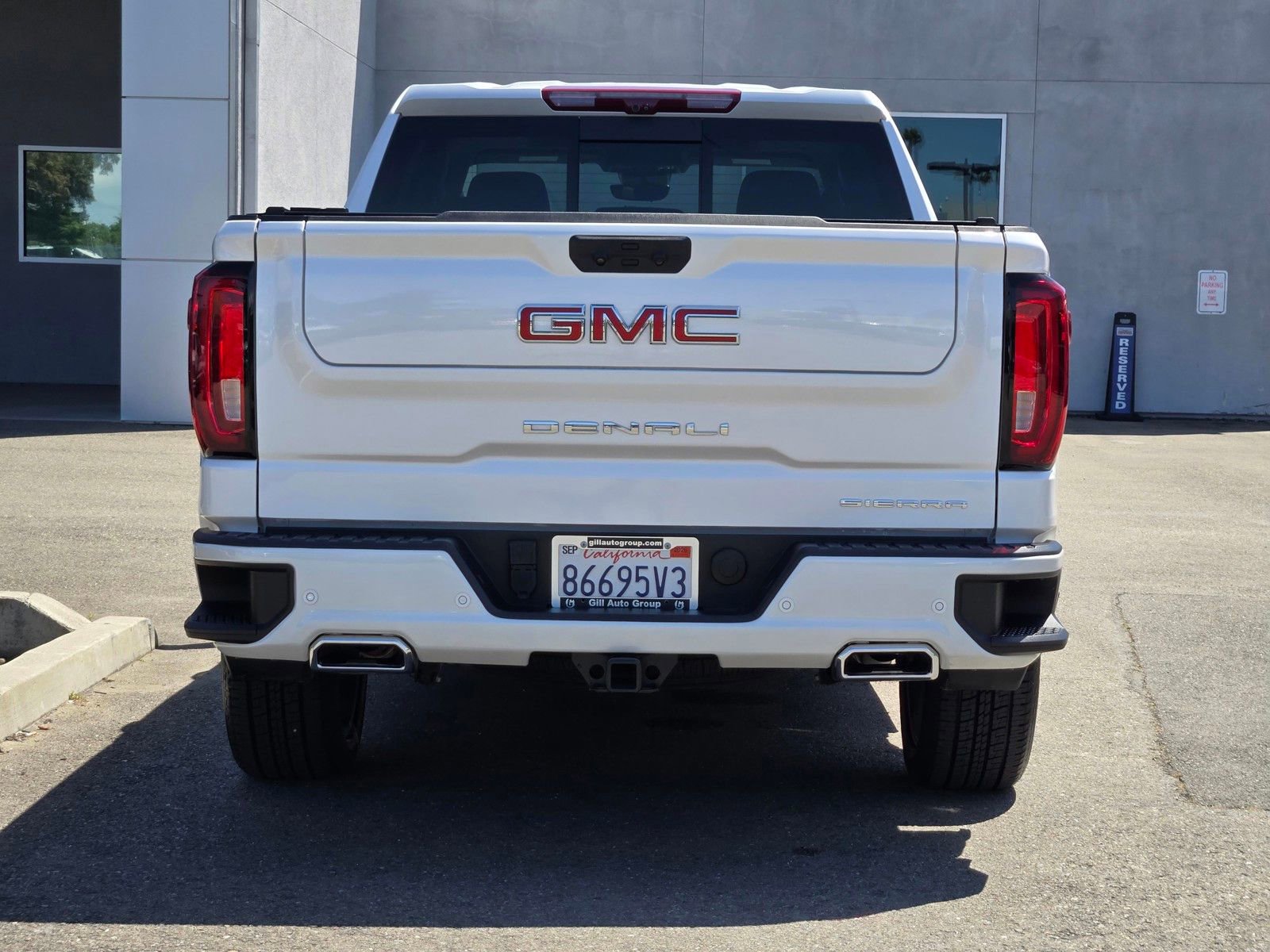 Used 2023 GMC Sierra 1500 Denali w/ Denali Reserve Package AWD/4WD image 5