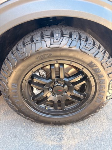 Certified 2021 Ford Explorer ST w/ Equipment Group 401A AWD/4WD image 9