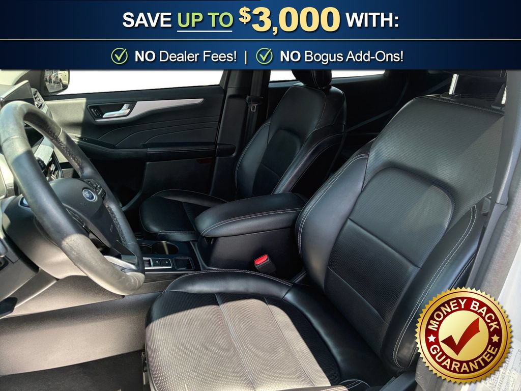 Certified 2023 Ford Escape Platinum w/ Class II Trailer Tow Package AWD/4WD image 14