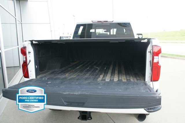 Used 2020 Chevrolet Silverado 2500 High Country w/ Safety Package II image 32