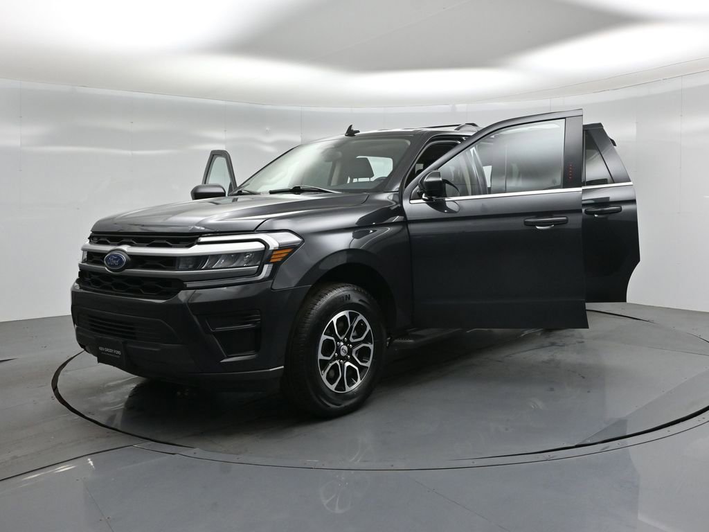 Certified 2024 Ford Expedition Max XLT image 30
