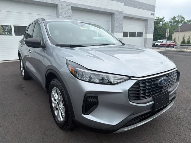Certified 2024 Ford Escape Active AWD/4WD image 9