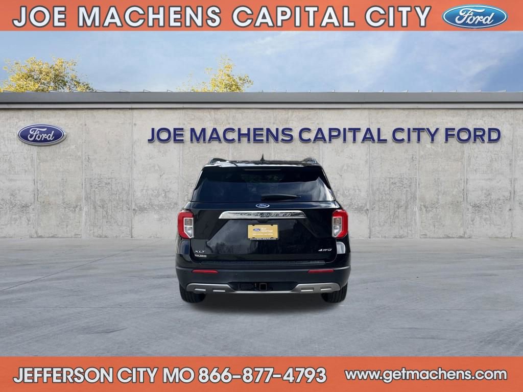 Certified 2023 Ford Explorer XLT w/ Equipment Group 202A image 4