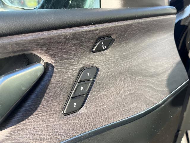 Used 2021 Jeep Grand Cherokee L Overland w/ Luxury Tech Group IV image 27