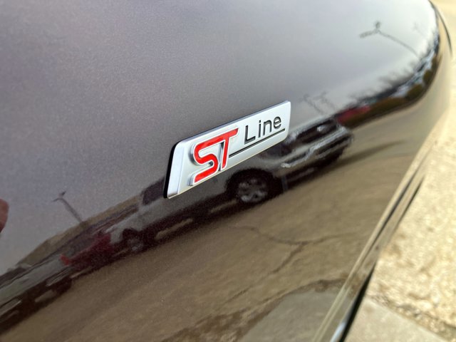 Certified 2023 Ford Escape ST-Line Select w/ Tech Pack #2 AWD/4WD image 10