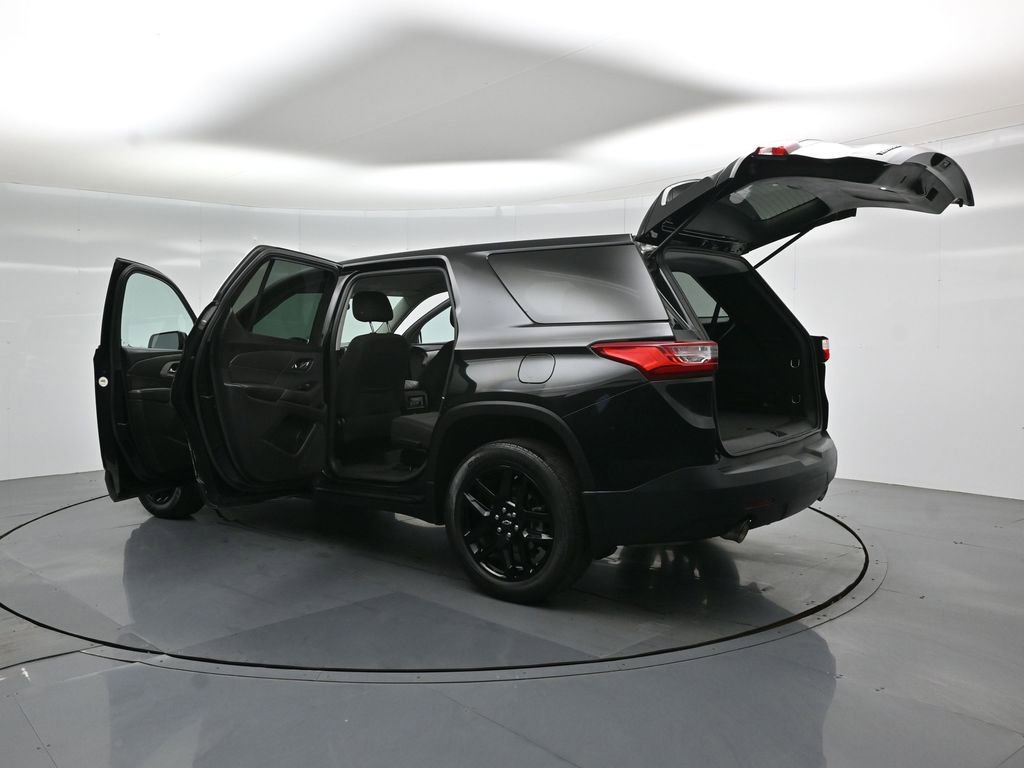Used 2020 Chevrolet Traverse LS FWD image 32