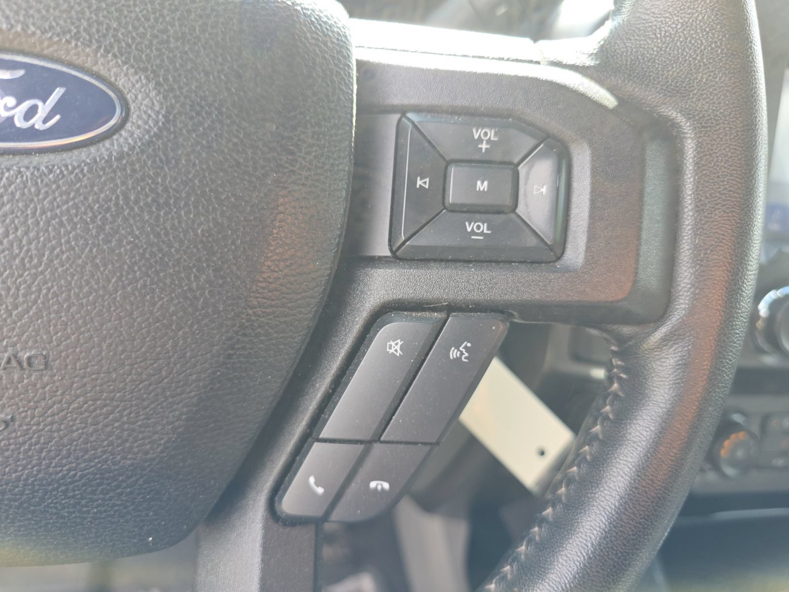Certified 2020 Ford F150 XLT w/ Equipment Group 302A Luxury AWD/4WD image 14