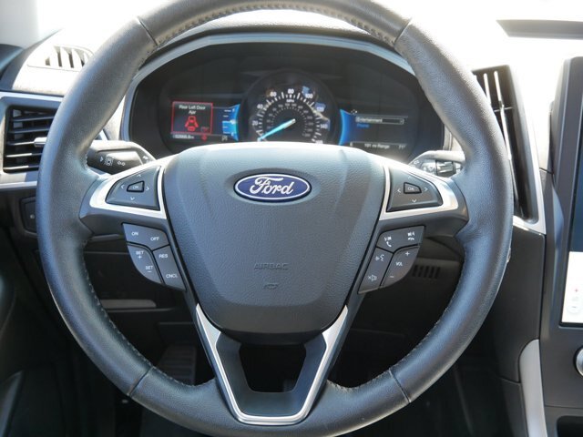 Certified 2022 Ford Edge SEL w/ Convenience Package AWD/4WD image 17