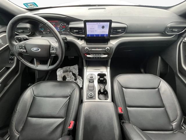 Certified 2020 Ford Explorer XLT w/ Equipment Group 202A AWD/4WD image 12