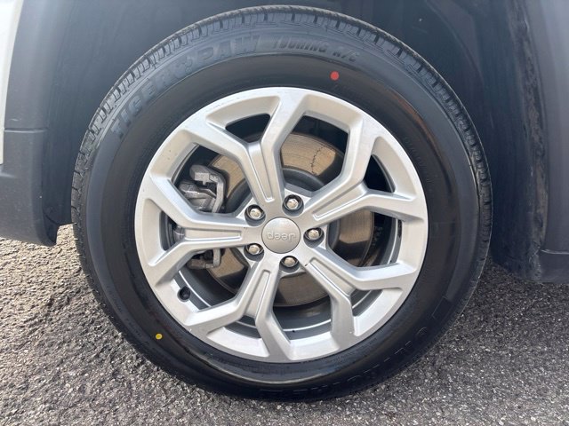 Used 2024 Jeep Compass Sport AWD/4WD image 31