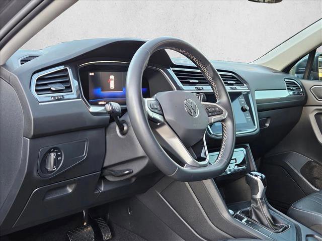 Used 2023 Volkswagen Tiguan SE FWD image 10