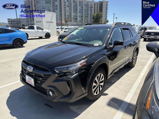 Used 2025 Subaru Outback Premium AWD/4WD image 11