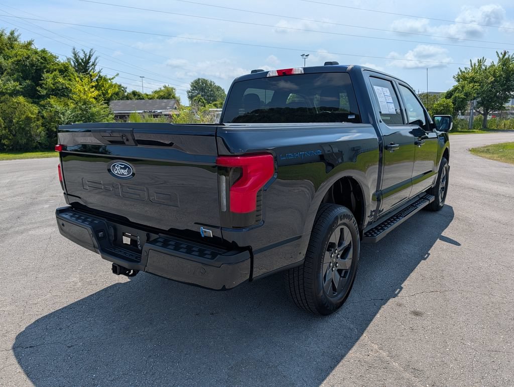 Certified 2025 Ford F150 Lightning Flash AWD/4WD image 3