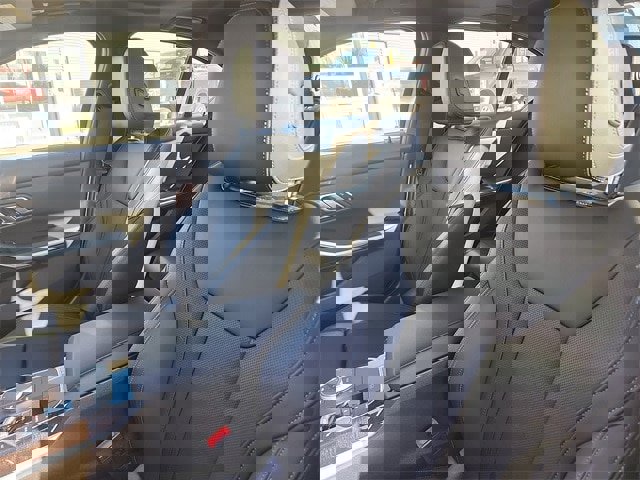 Used 2023 BMW 330i xDrive Sedan w/ Premium Package image 22