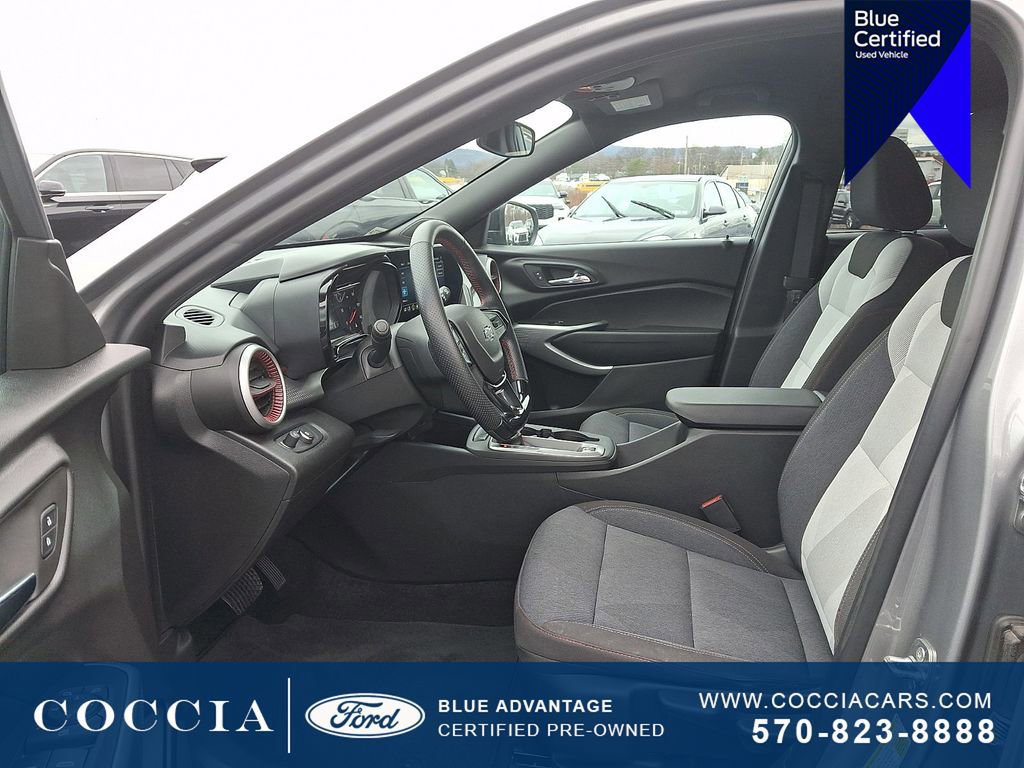 Used 2024 Chevrolet Trax RS w/ Driver Confidence Package image 13