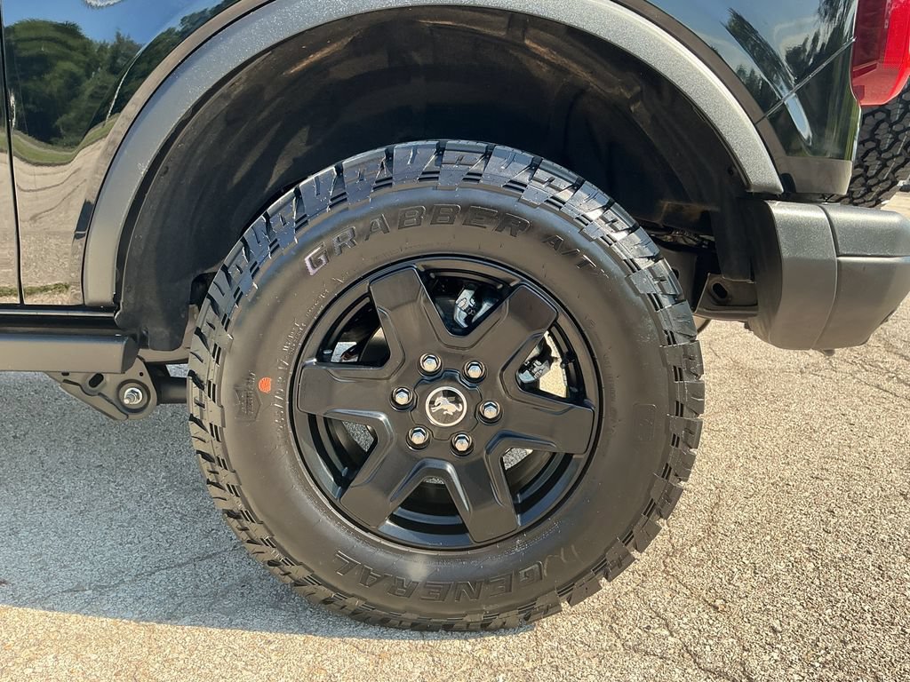Certified 2024 Ford Bronco Black Diamond AWD/4WD image 9