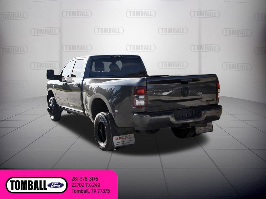 Used 2024 RAM 3500 Big Horn w/ Night Edition AWD/4WD image 6