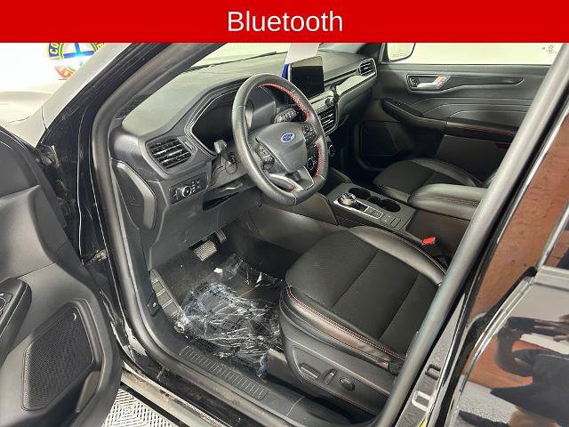 Certified 2025 Ford Escape ST-Line Select AWD/4WD image 8
