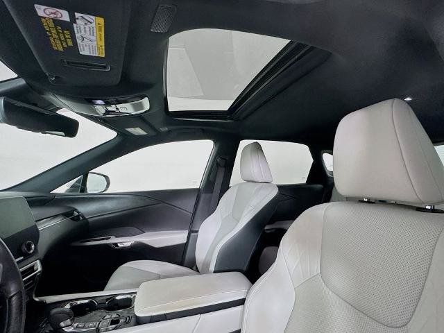 Used 2023 Lexus RX 350 Premium w/ Accessory Package AWD/4WD image 14
