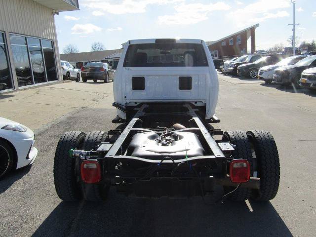 Used 2022 RAM 5500 Tradesman AWD/4WD image 4