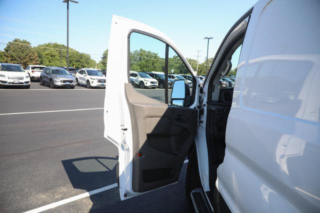 Certified 2025 Ford Transit 250 Low Roof w/ Exterior Upgrade Package RWD image 26