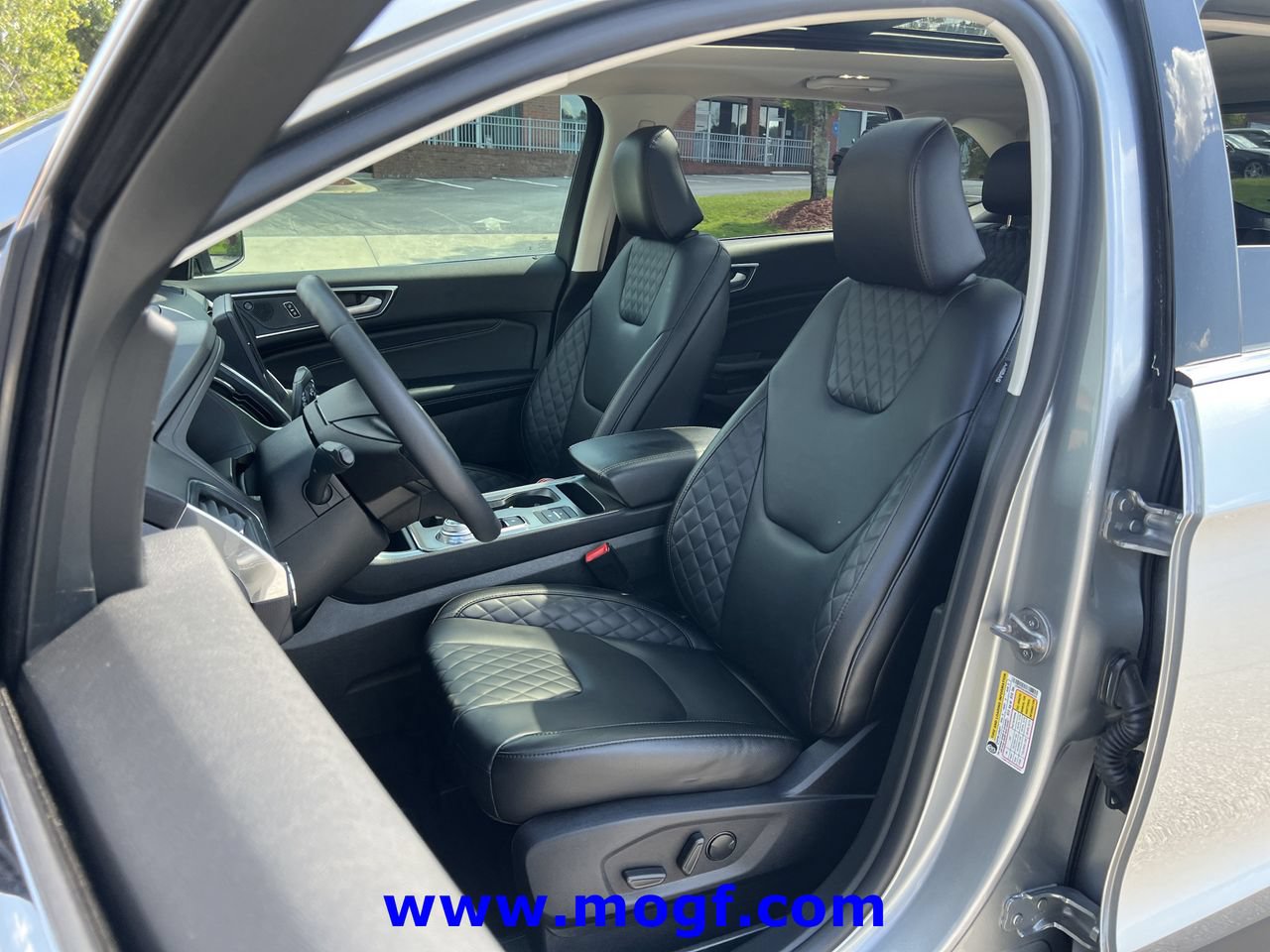 Certified 2024 Ford Edge Titanium w/ Cargo Accessory Package AWD/4WD image 20