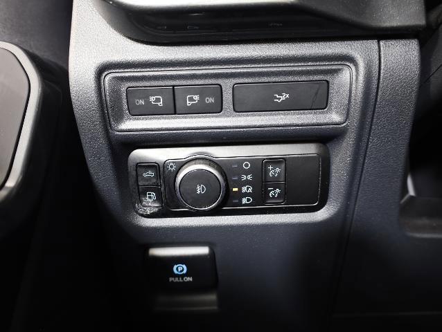 Certified 2023 Ford F150 XLT w/ Equipment Group 302A High image 19