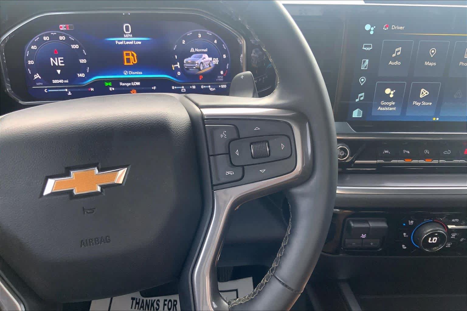 Used 2024 Chevrolet Silverado 1500 High Country AWD/4WD image 25