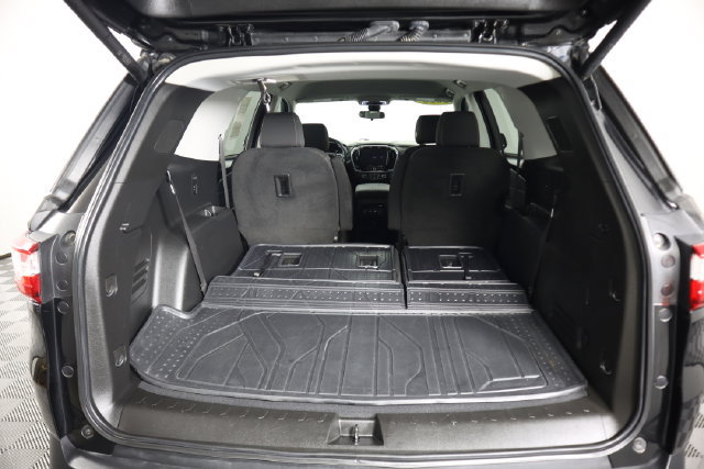 Used 2020 Chevrolet Traverse LT w/ Driver Confidence II Package AWD/4WD image 56