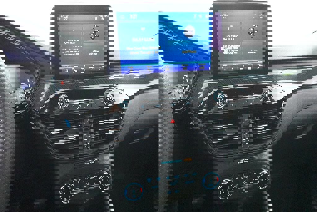 Certified 2025 Ford Escape ST-Line image 17