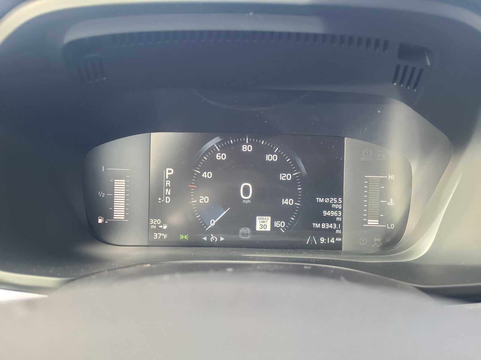 Used 2019 Volvo XC60 T5 Momentum w/ Premium Package image 11