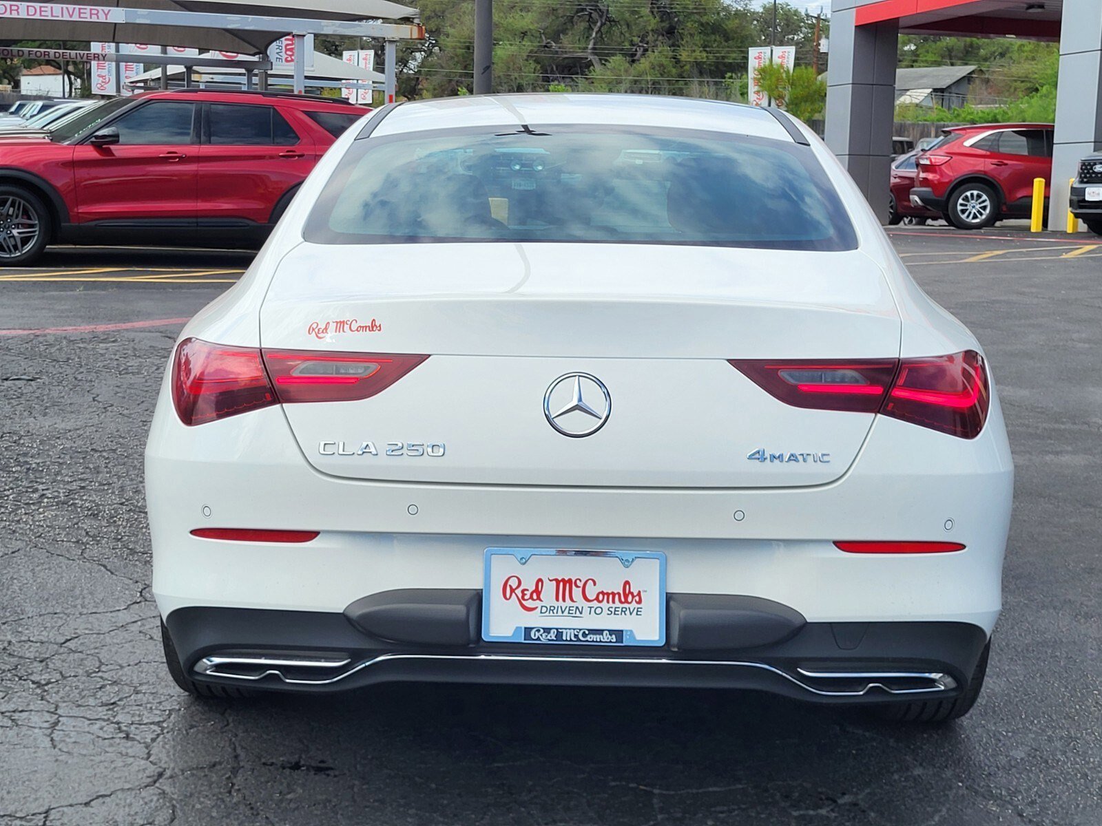 Used 2025 Mercedes-Benz CLA 250 4MATIC image 4