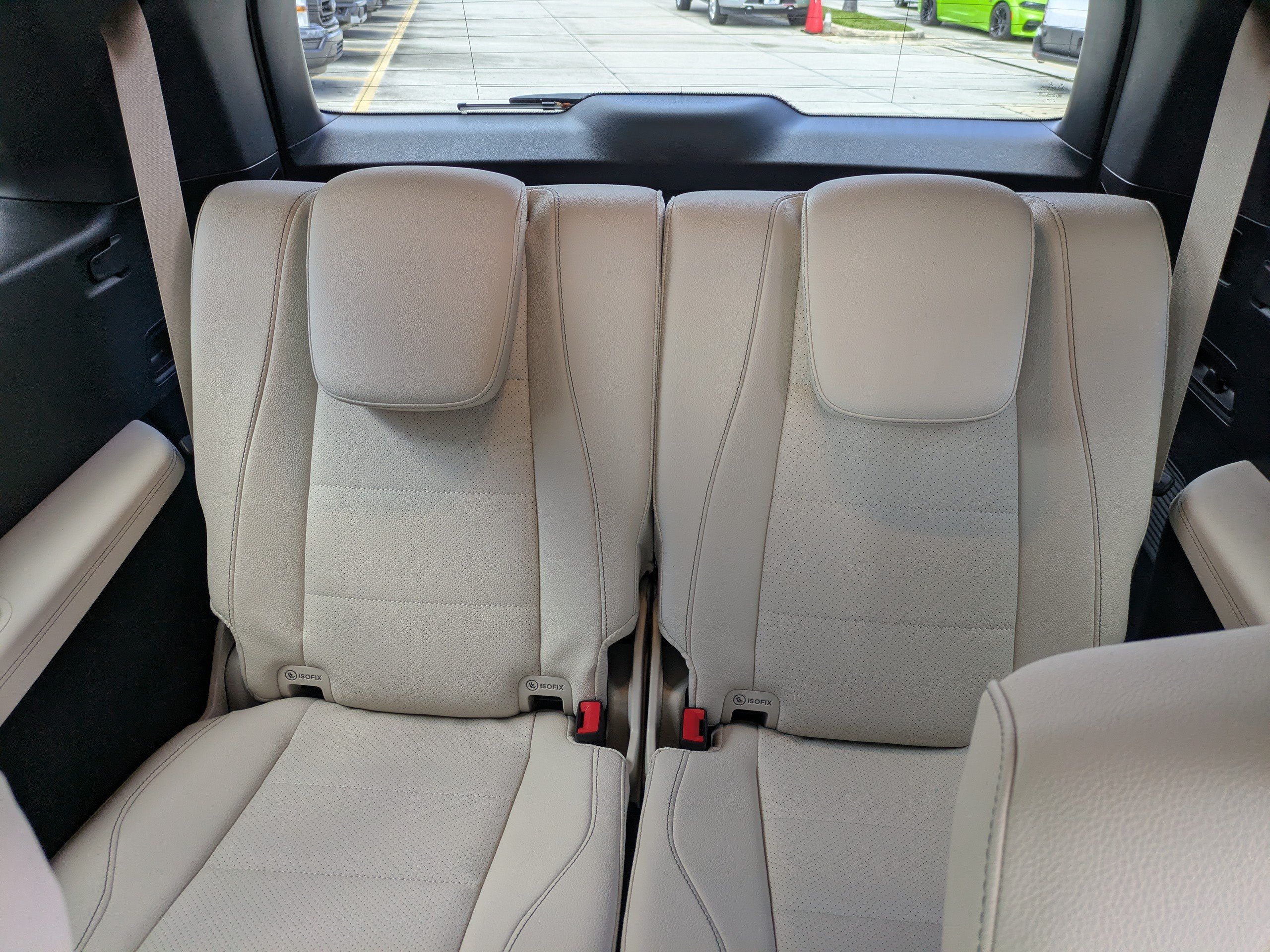 Used 2025 Mercedes-Benz GLS 450 4MATIC image 15