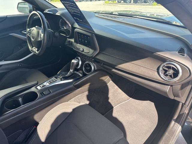 Used 2020 Chevrolet Camaro LT w/ RS Package RWD image 28
